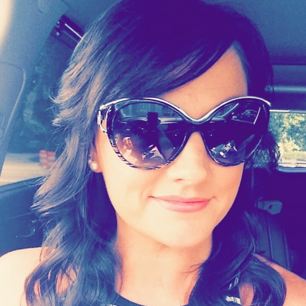 Meet your Posher, Tiffany